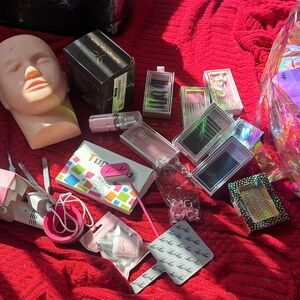 Assorted Beauty and Lash Kit